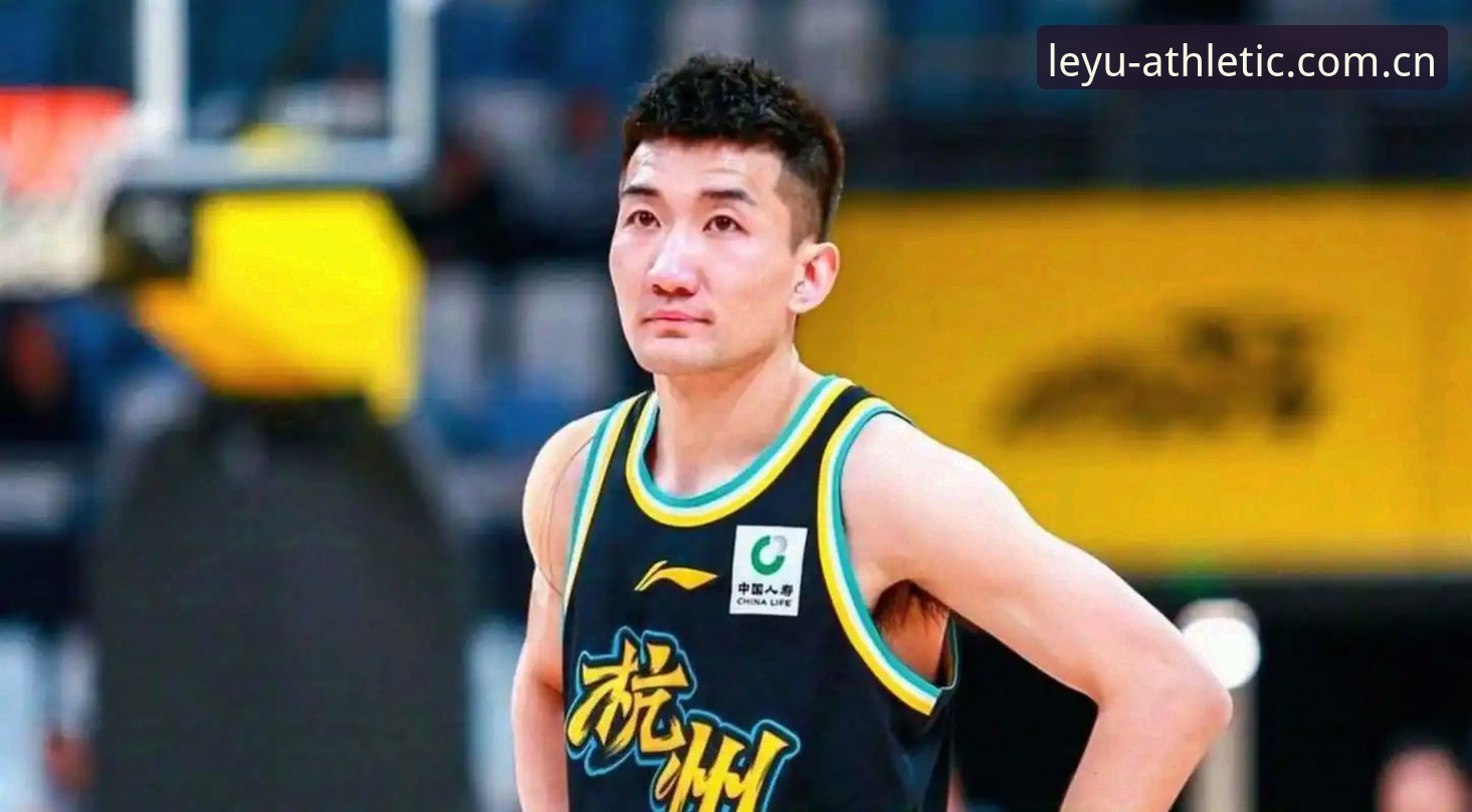 CBA季后赛最新消息：上海男篮G4前瞻，替补深度成晋级关键